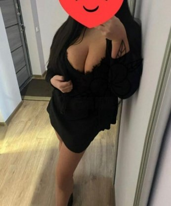 Нюта, 27